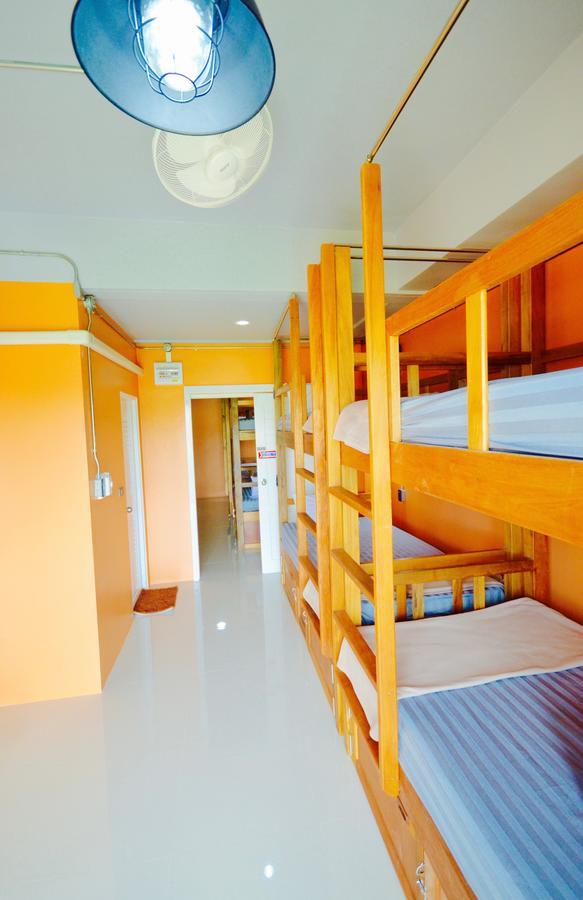 Nomad Hostel Krabi Exterior foto