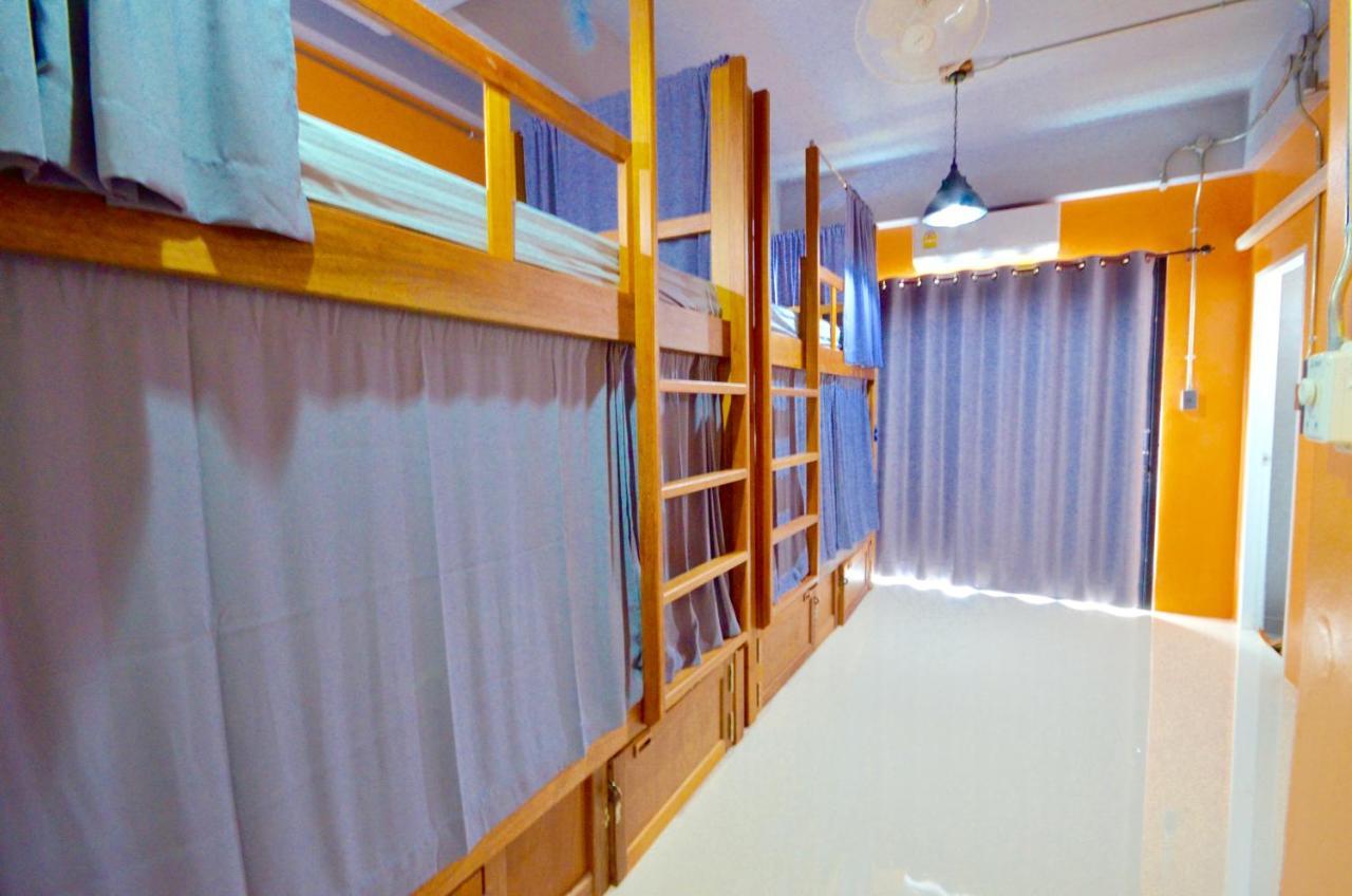 Nomad Hostel Krabi Exterior foto